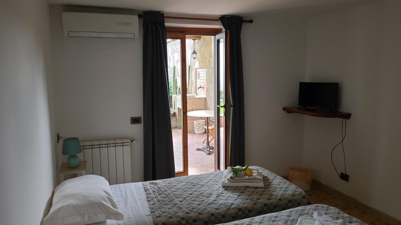 Casetta Delle Fiabe Rome Room photo